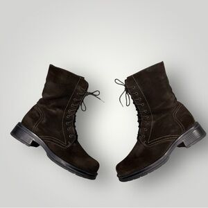 La CANADIENNE Carolina Boots Brown Suede Sz 7